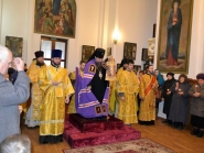 arhiereiskaia-sluzhba-v-sviato-voznesenskom-xrame_007