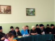 Kryglyi-stol-Slavianoserbsk_24-15-2015_09