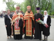 pozdravlenie-veteranov_8-05-2015_026.jpg