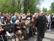 pozdravlenie-veteranov_8-05-2015_046.jpg