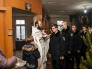 rozhdestvo-xristovo-v-xrame-alexandra-nevskogo_7-01-2014_06