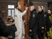 rozhdestvo-xristovo-v-xrame-alexandra-nevskogo_7-01-2014_09