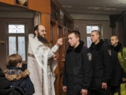 rozhdestvo-xristovo-v-xrame-alexandra-nevskogo_7-01-2014_10