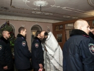 rozhdestvo-xristovo-v-xrame-alexandra-nevskogo_7-01-2014_19
