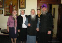 В среду Светлой седмицы миряне и духовенство Луганской епархии поздравили митрополита Иоанникия с Праздником Пасхи