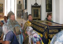 Чин погребения Божией Матери. Свято-Вознесенский храм, г.Александровск, 29.08.2016