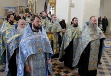 Секретарь Луганской епархии молитвенно встретил День своего тезоименитства