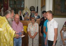 Воскресное богослужение и благословение на предстоящий учебный год в Александровске