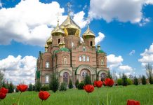 Великая Пасхальная Вечерня, г.Луганск, 2 мая 2021 г. Владимирский Собор, г.Луганск