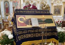 Праздник Нерукотворного Спаса и Богослужение с чином погребения Плащаницы Божией Матери, 29.08.2023