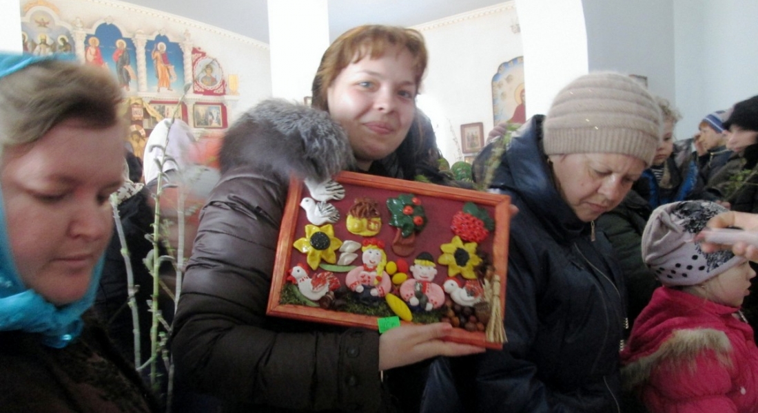 Благотворительная ярмарка детских поделок, пос. Родаково, 13.04.2014