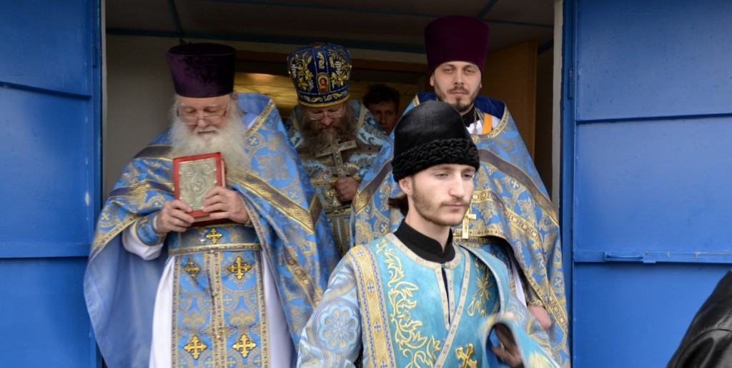 Престольный праздник в храме в честь Иверской иконы Божией Матери с.Долгое, 26.10.2013