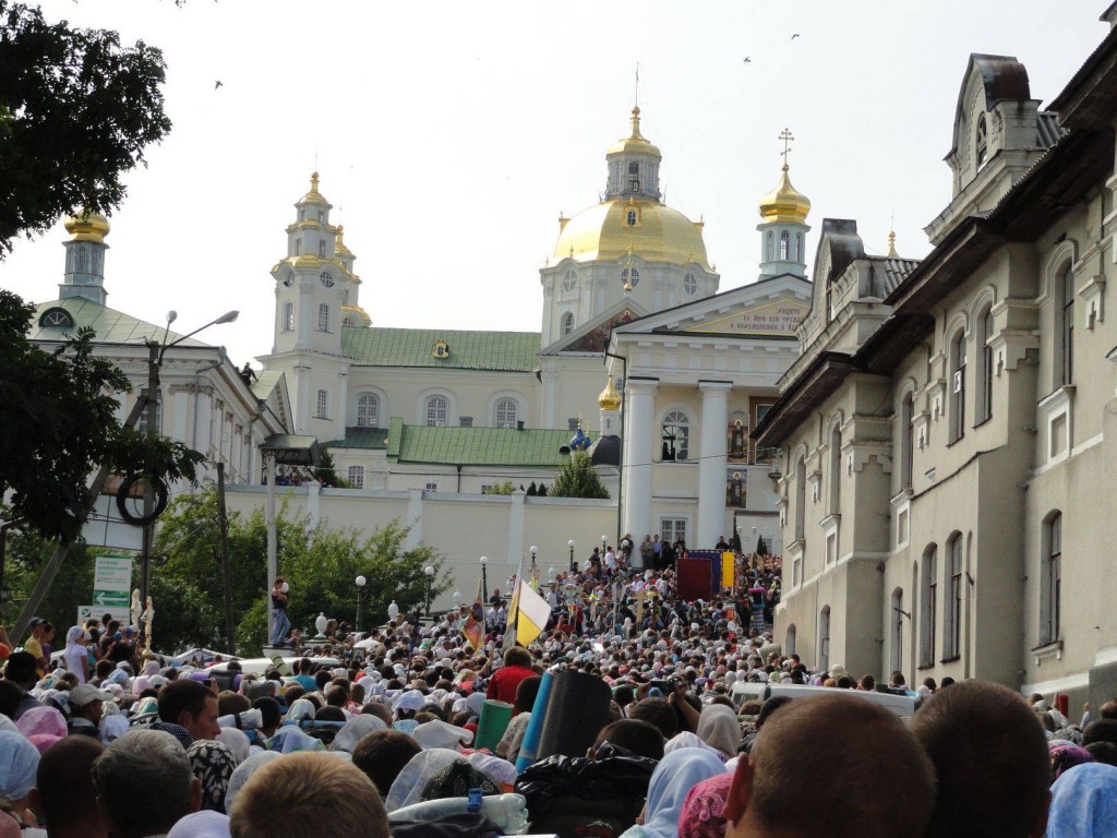 Почаевский крестный ход